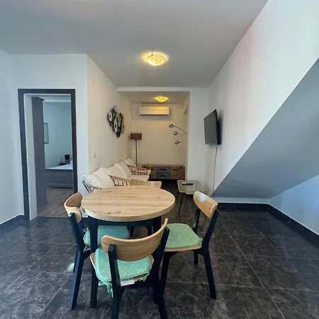Bella Apartment